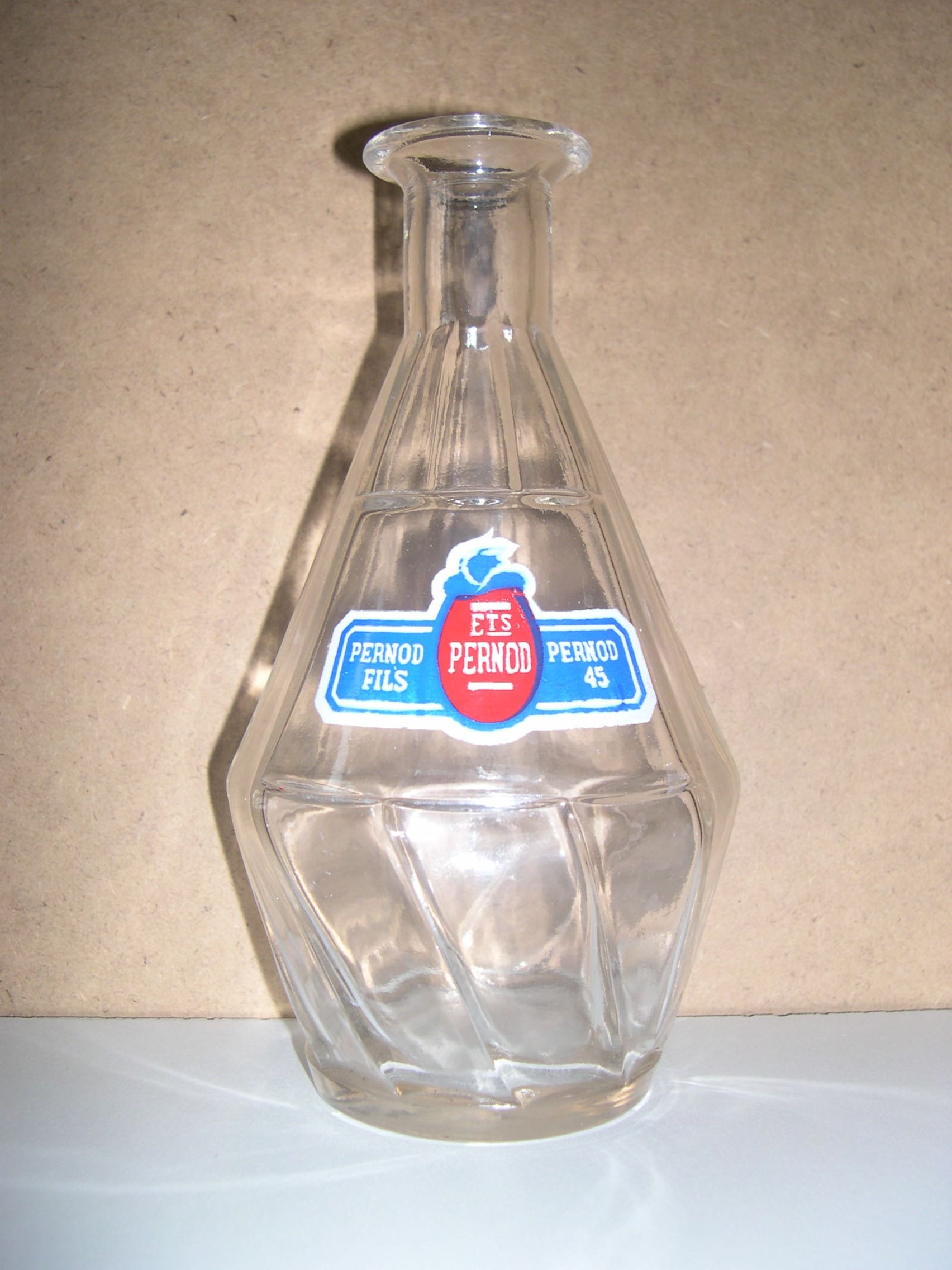 PERNOD D