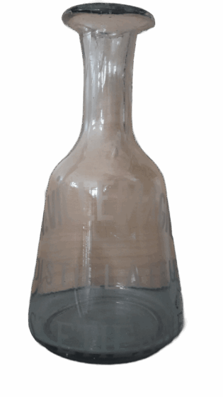 A Villemagne Distillateur St Etienne (détourée)