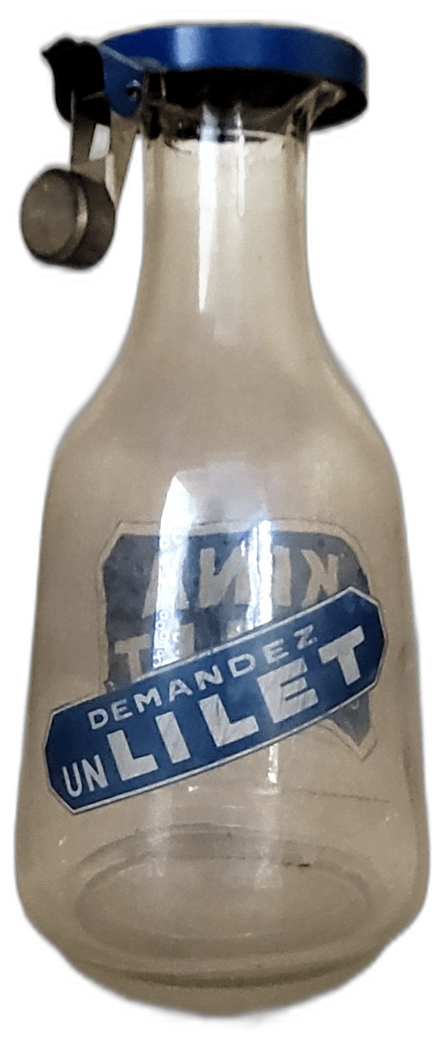 Autre face de la carafe.