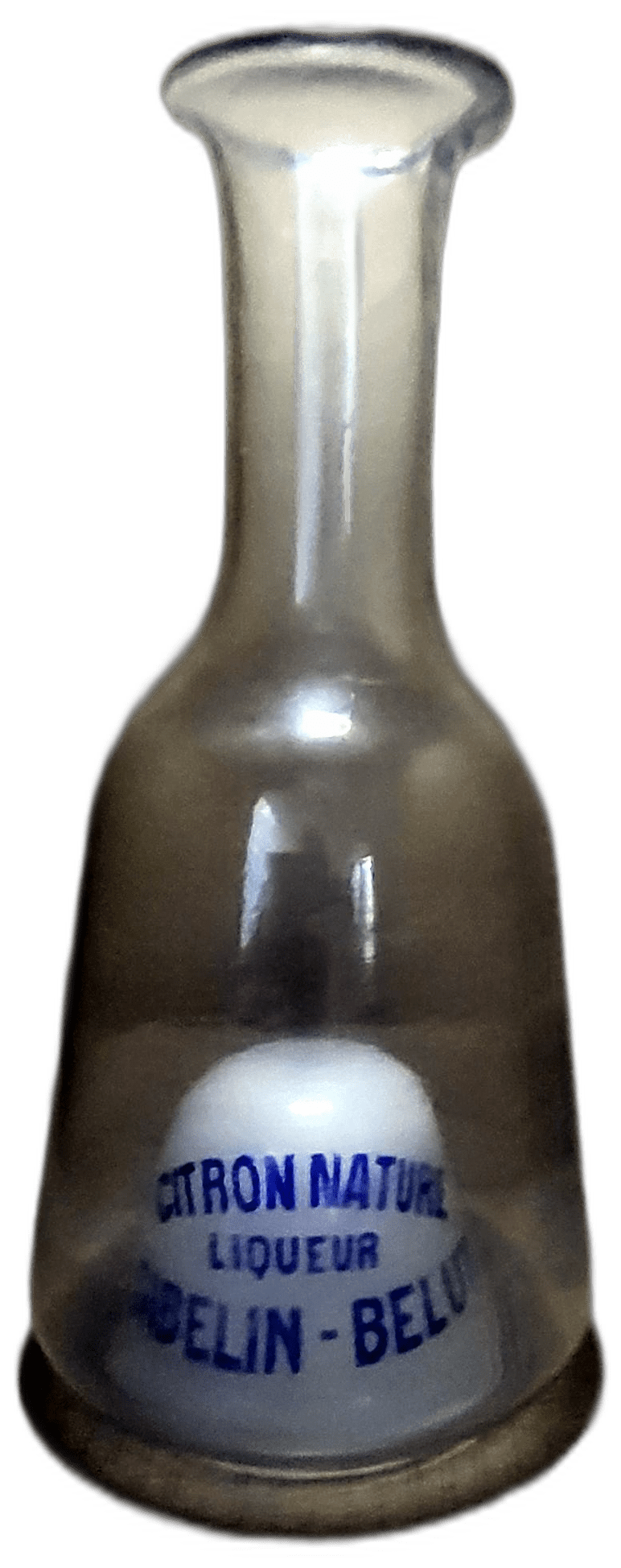 Autre face de la carafe.