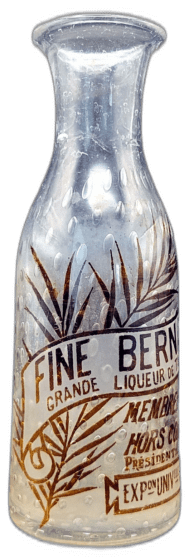 Autre face de la carafe.