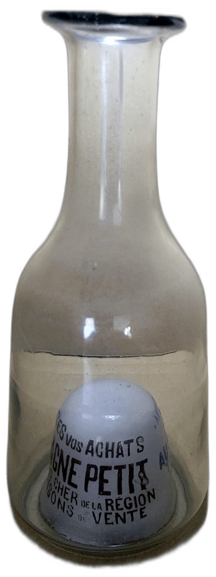 Autre face de la carafe.