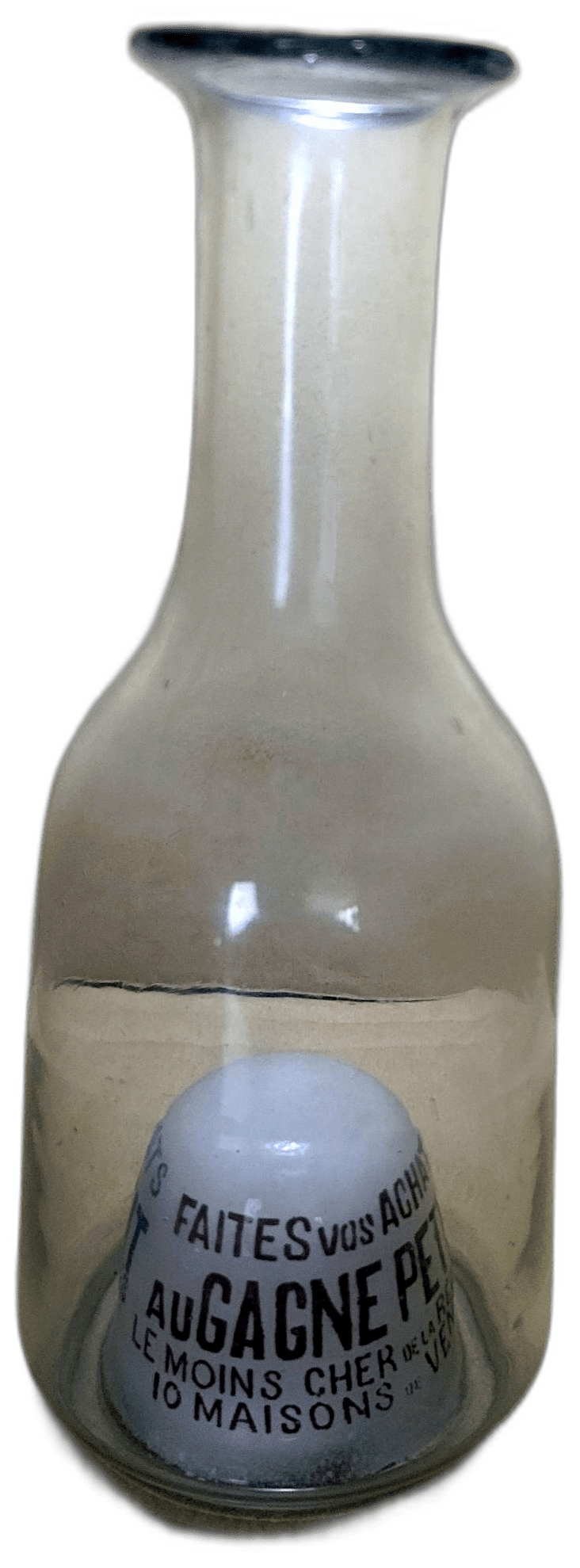 Autre face de la carafe.