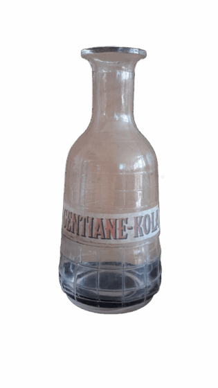 Gentiane Kola (détourée)