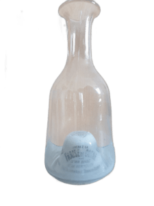 Prenez La Fraise De Cosne Avec Le Vin Blanc Ou Le Vermouth Exigez La Marque Terrier Bourdin Quina Leon Cherry Terrier