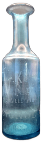 Autre face de la carafe.
