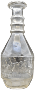 COINTREAU – 25,5 cm (détourée)